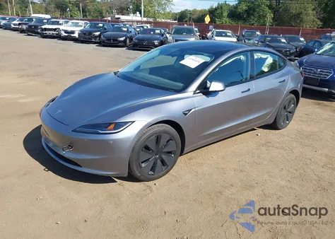 2025 Tesla Model 3 Long Range Rear-Wheel Drive from USA, damaged, VIN 5YJ3E1EA6SF054185